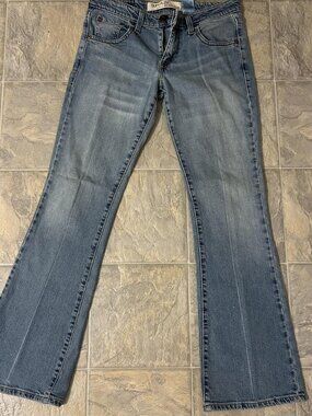 Levi's Women's Blue and Navy Jeans